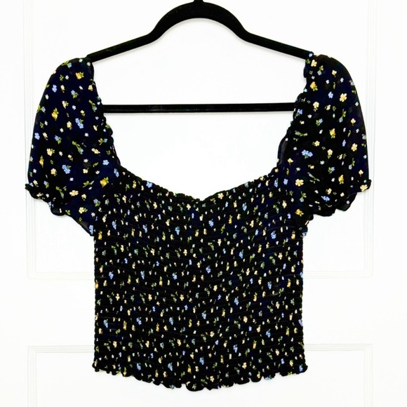 REFORMATION Ditsy Floral Print Square Neck Puff Short Sleeve Smocked Crop Top XS - Picture 2 of 7